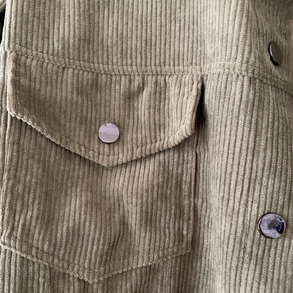 SHEIN Olive Green Shacket - Picture 3 of 3